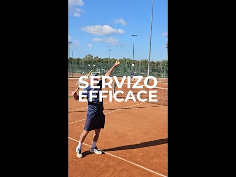 Servizio di Tennis Debole e Impreciso? 5 Trucchi per Potenza e Precisione!