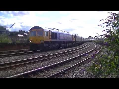 GBRf 66722 Coal Train passing The Sage Gateshead