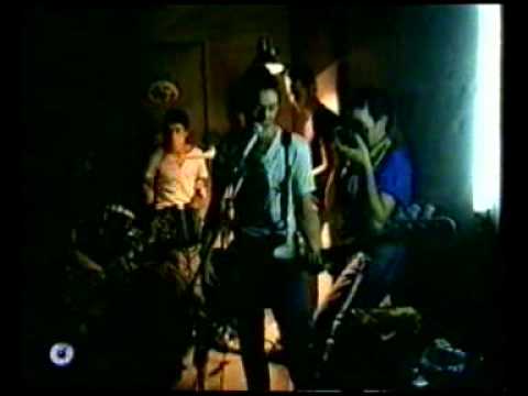 CODIGO NEUROTICO Las Malvinas son pinguinas 1983