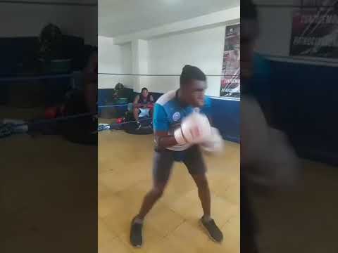 sparring con Rubén Dario ángulo florida valle 🤙