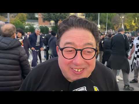 Ascoli-Sambenedettese 1-0, Juventus celebrate outside the "Del Duca" stadium.
