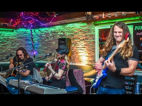 ACOUSTIC MARTIN TRIO 2017