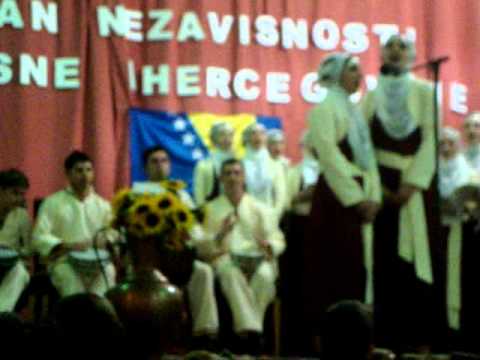 Hor '' Bilal '' Janja - I nebo i zvijezde ( Mubina i Emina A. ) .wmv