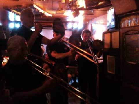 Tuxedo Junction Biggles Bigband  Trombones