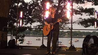 John Rzeznik - Boxes acoustic (Shoreview, MN 7/13/18)