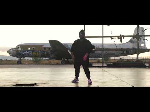 Landy El Solido - Extra Clip - (Official Music Video)