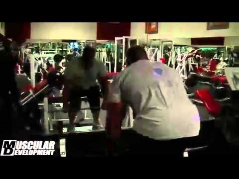 Jay Cutler trains back with the heavyweight winner of the 2013 Jay Cutler Desert Classic