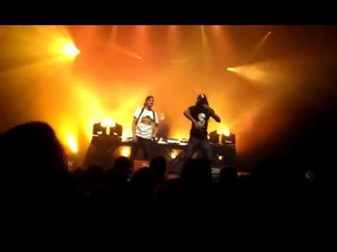 CAPORAL NIGGA & MICKEE 3000