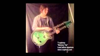 T-cophony plays the doubleneck acoustic guitar (ダブルネックギター)