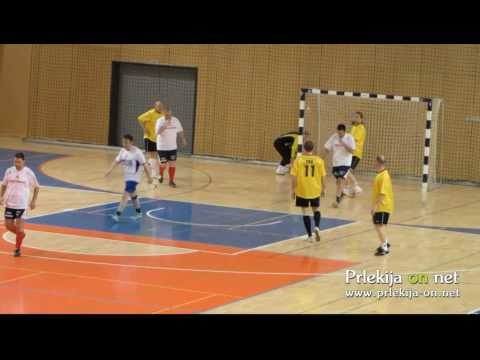 Ekshibicijska tekma slovenskih duhovnikov in pomurskih novinarjev