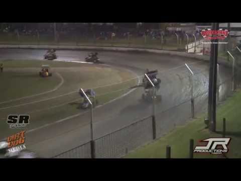 2015 Easter Sprintcar Trail Night 2 - Veal gets into the Wall