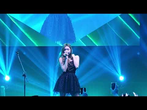 190126 Oh My Girl in Indio - YooA Solo - 22 & Havana