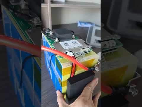 LiFePo4 Battery 12.8V100Ah,with JBD BMS smart active balance#lifepo4battery #lifepo4battery #lifepo4