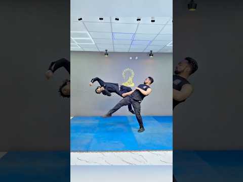 This Question Mark Kick is Absolutely Mental💥#selfdefense #martialarts #kick #shorts #usa #viral