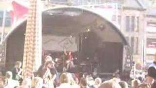 Joyfalds - Leaves Fall Down (live)