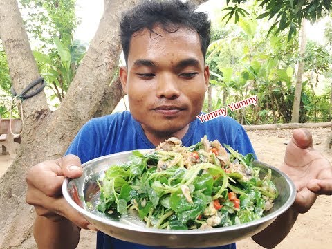 Alex fried frog with vegetables, Looks show yummy, cooking skill/ rep spirit life