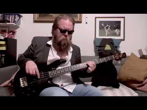 Kristoffer Helle - Toto - Hold the Line - Bass