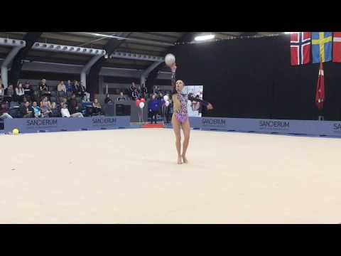 Senior Kamilla Kvamme, Ball, Stavanger, Norway