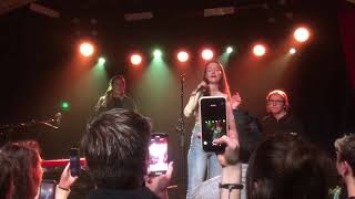 Don’t Feel Like Crying - Sigrid live at Omeara London