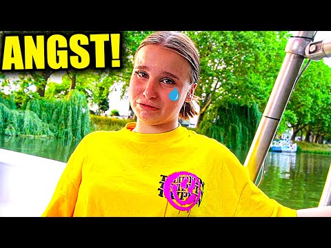 BOOT bleibt im SEE stecken ! 😰 💔 (ich weine) - Celina