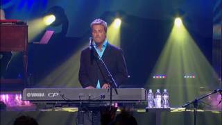 Michael W. Smith "Love In His Right Hand" [A New Hallelujah]