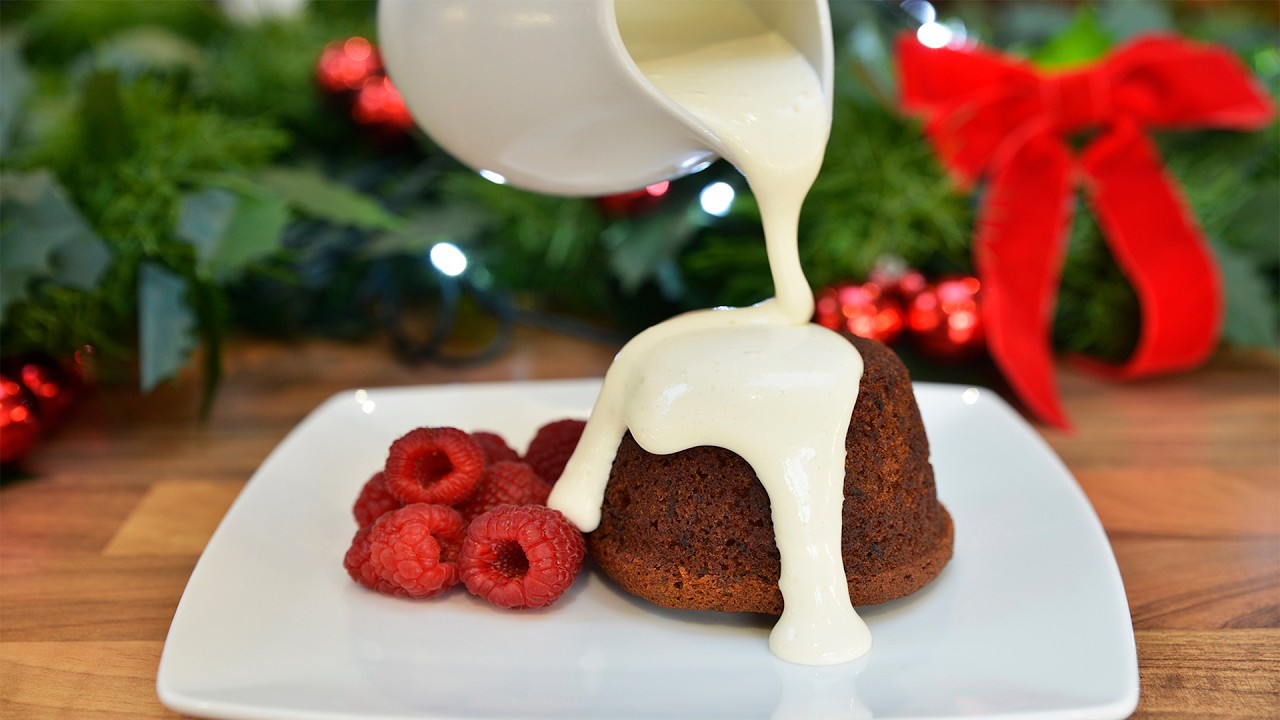 6 Individual Sticky Toffee Puddings: Britain’s No1 Dessert