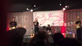 Emily Kinney Performs Molly live at Walker Stalker Con 2015