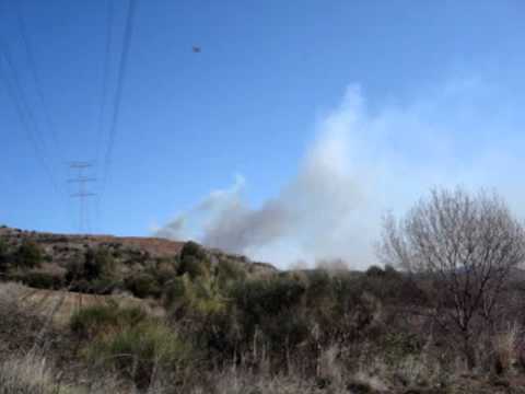Incendi a l'Albiol provocat per les torres electriques