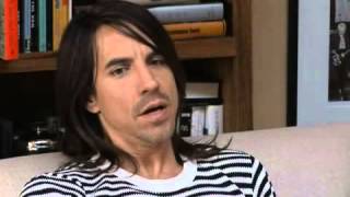 Red Hot Chili Peppers - Comentario sobre We Believe (Subtitulado)