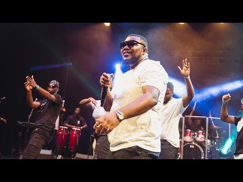 BENI KIBALA 🏴󠁧󠁢󠁥󠁮󠁧󠁿 - Medley LIVE GOSPEL au Melting Crew Awards 2022 // Retour des Légendes
