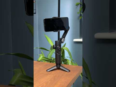 AOCHUAN Smart XE gimbal stabilizer.