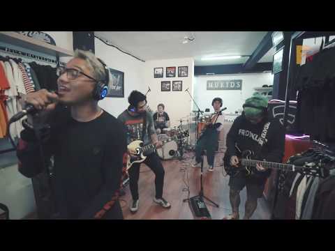 SUMMERLANE Live Session - YouTube