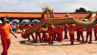 preview picture of video 'Chinese New Year 2013, Year of the Snake'