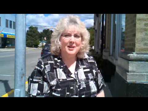 2011.08.28 - Grandmas House Cupcakery GRAND OPENING