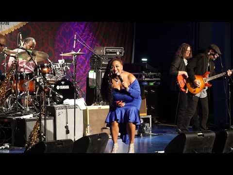 Annika Chambers Band: "(You Make Me Feel Like)A Natural Woman" @ Big Blues Bender 2018