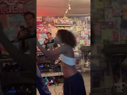 Aniversário da nossa parceira Shury ❤️🔥 (Música: ABRONCA - Vivência de Cria feat. Shury) #rapbr