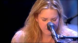 DIANA KRALL  -  East of the Sun and West of the Moon