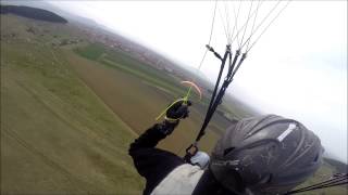 preview picture of video 'Paragliding Lempes Brasov Romania'
