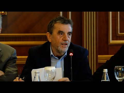 Intelektuali Krasniqi “shkund” Lëvizjen e Deçanit: U jep leksion dhe shtron pyetje për shtetin