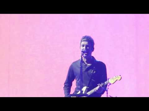 190519 Noel Gallagher’s High Flying Birds Live in Seoul - It's a Beautiful World