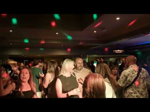 I DJ 4 YOU video.