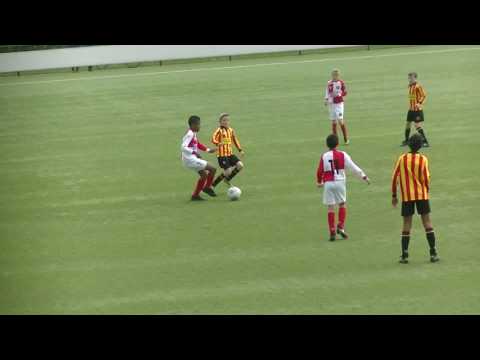 Isaiah Ahmed oefen UVV JO12-1 - Sporting Martinus JO12-1 deel III