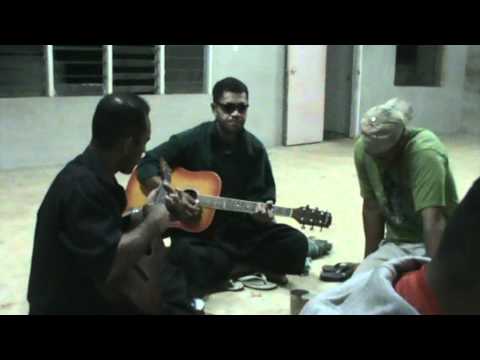 Kalapu Afo e Teau -Faka'anaua ki he kolisi ko Tupou