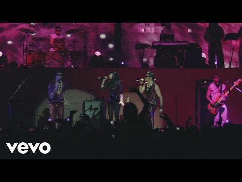 Illya Kuryaki & The Valderramas - Discovery Buda (En Vivo)