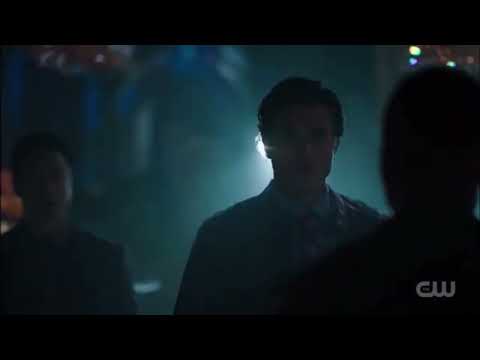 Riverdale 6x19 Reggie and Kevin and Reggie father tries to escape form Percival.