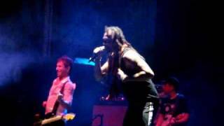 Michael Franti &amp; Spearhead - Shake It (Live @ Bonnaroo 2010)