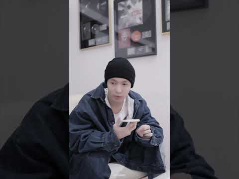 張藝興 200227 Zhang Yixing Lay - phone call to a XBack who is a highschool student in Wuhan 想在春天見到你