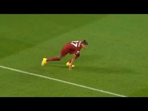 Joachim Andersen Provokes Darwin Nunez till Red card