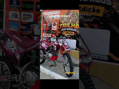 Trilha dos amigos.                 Paulino Neves