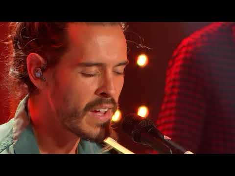 Flo Delavega - Nous deux (Live) - Le Grand Studio RTL